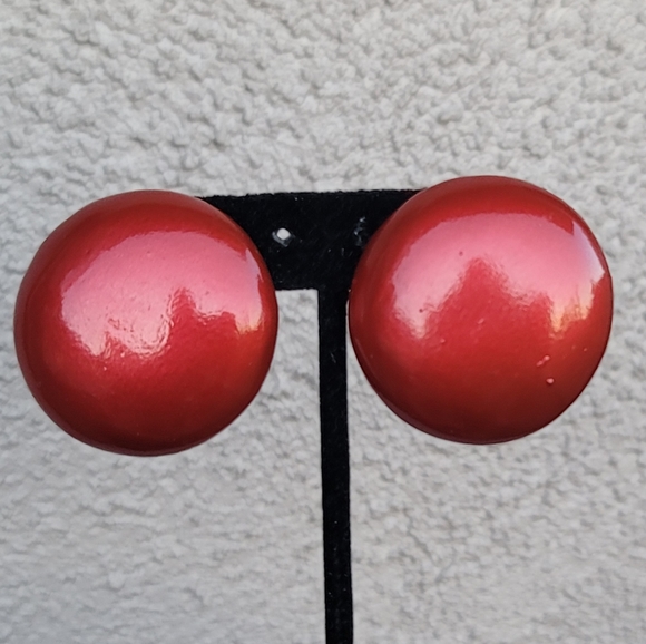 Vtg Round Domed Clip On Earrings - Picture 1 of 4